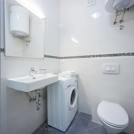 Nika Marangun Appartement
