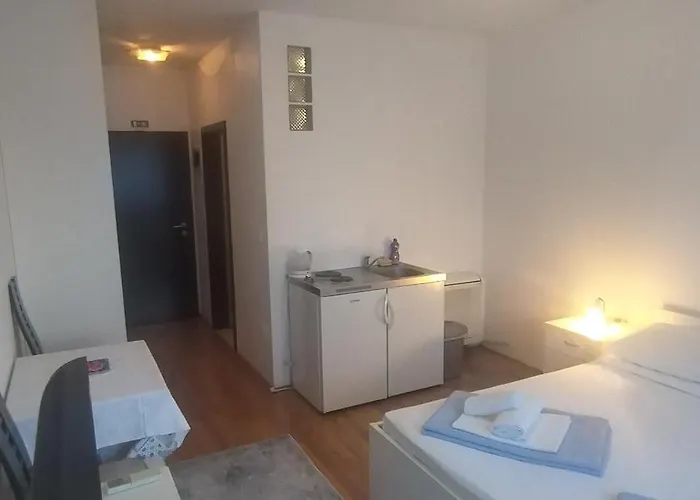 Nika Marangun Apartamento